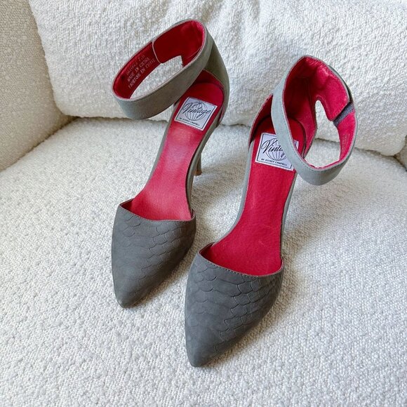 VINTAGE by JEFFREY CAMPBELL Bridges Burgundy Suede Python Ankle Strap Pump 7.5 - Picture 3 of 7